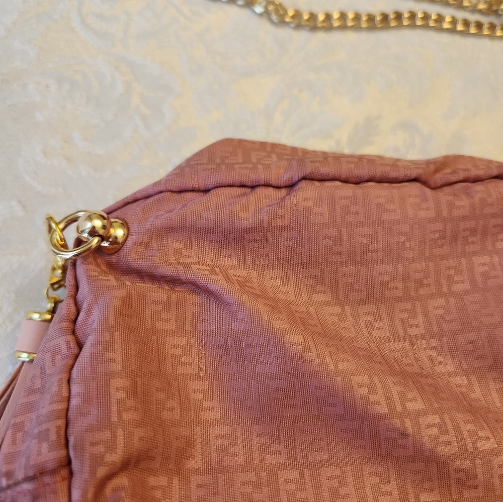 Fendi Signature Conversion Pouch Bag🩷 - Picture 7 of 16